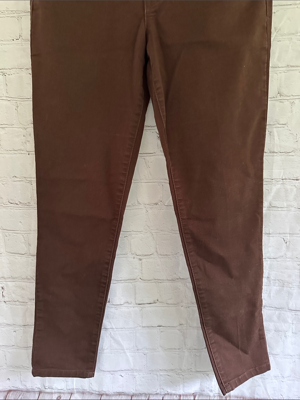 Democracy Ab Solution Slim Skinny Jeans in Rich Brown Size 4 - Picture 3 of 7